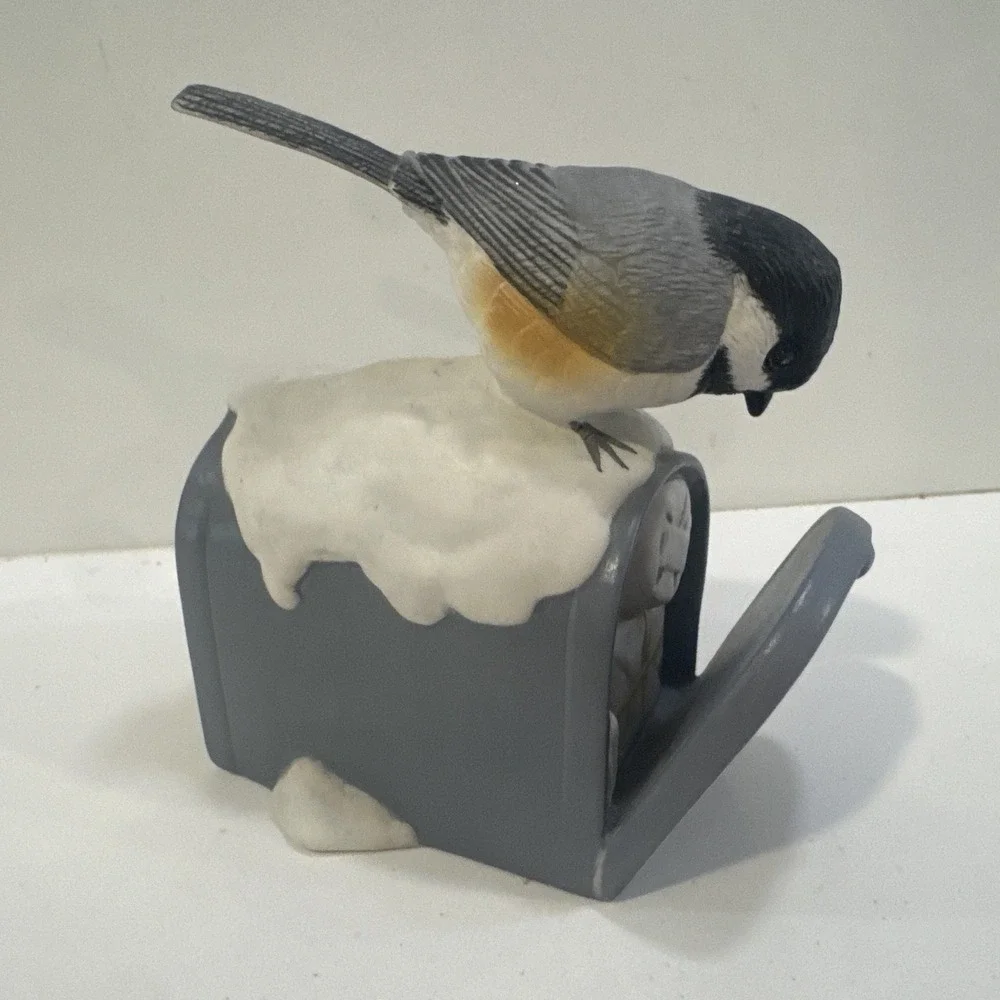 Chickadee Bird Sitting on Mailbox Figurine ANY MAIL? 1990 Princeton Gallery